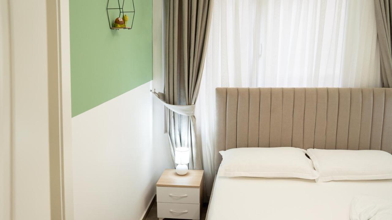 Hotel Luris Golem (Tirana)